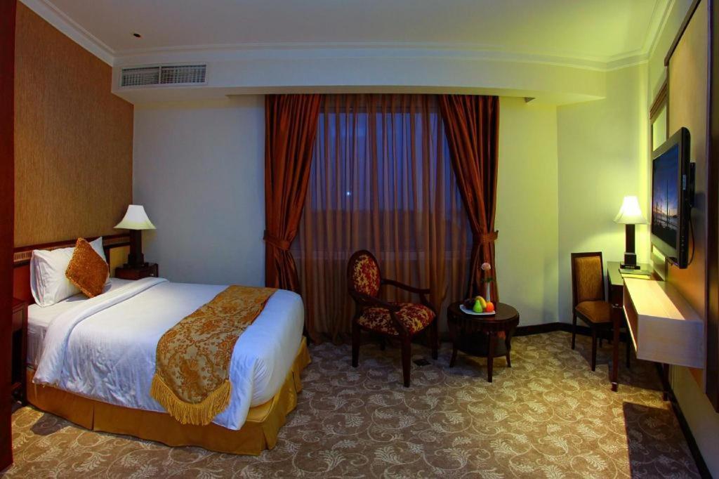 Grand Basko Hotel Padang  Exterior foto