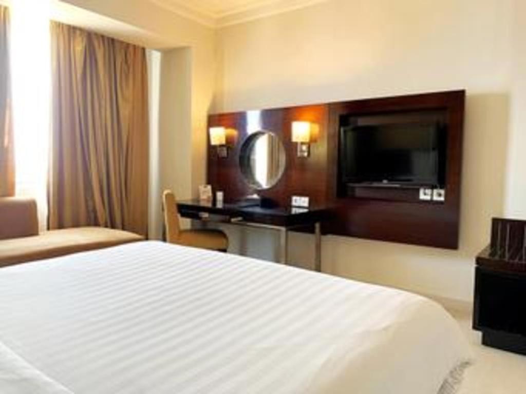 Grand Basko Hotel Padang  Exterior foto