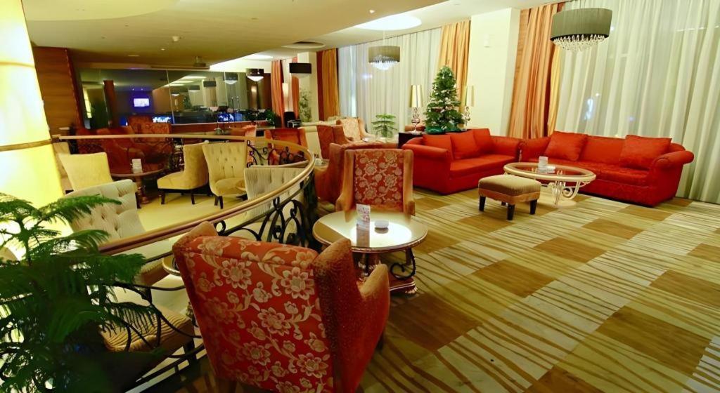 Grand Basko Hotel Padang  Exterior foto